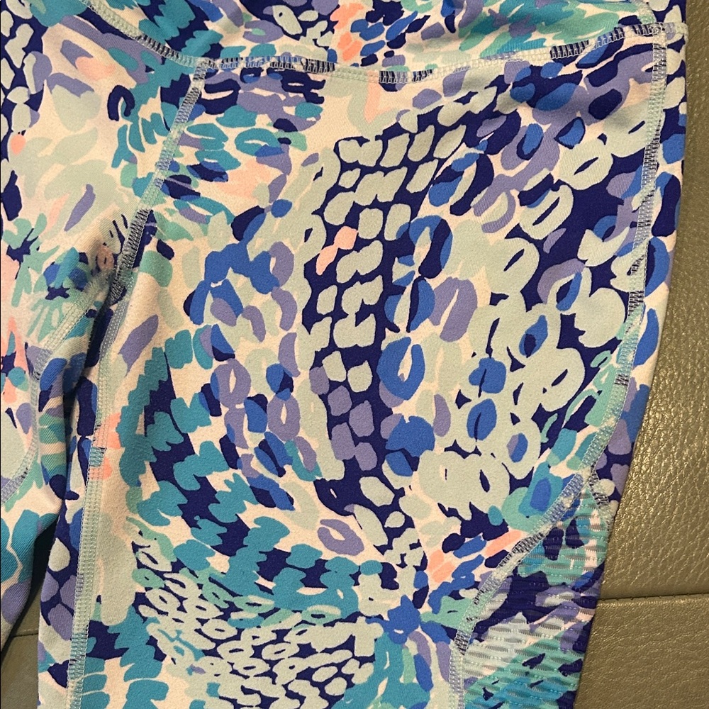 Lilly Pulitzer Multicolor Patterned Leggings Luxletic Medium Euc - Picture 4 of 6